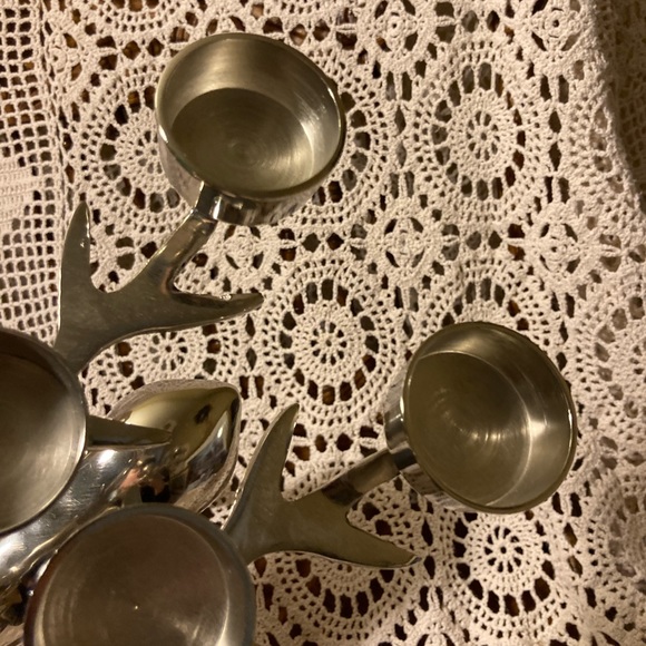 Reindeer Christmas Winter Tealight Candle Holder - Metal Tall Decor - Picture 6 of 15